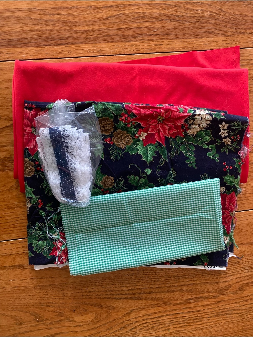 Holiday Poinsettia Fabric Bundle -Navy